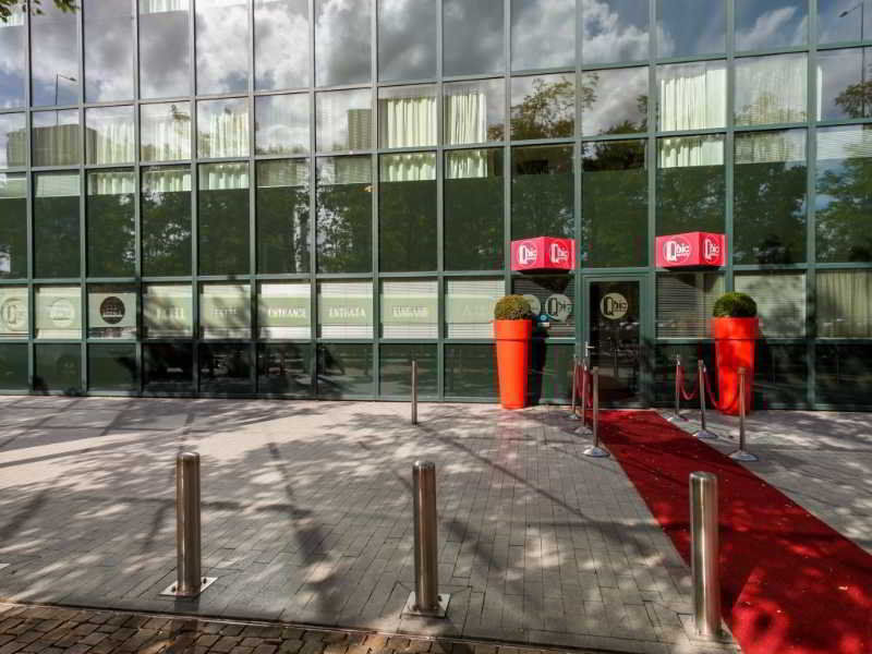 Qbic Wtc Hotel