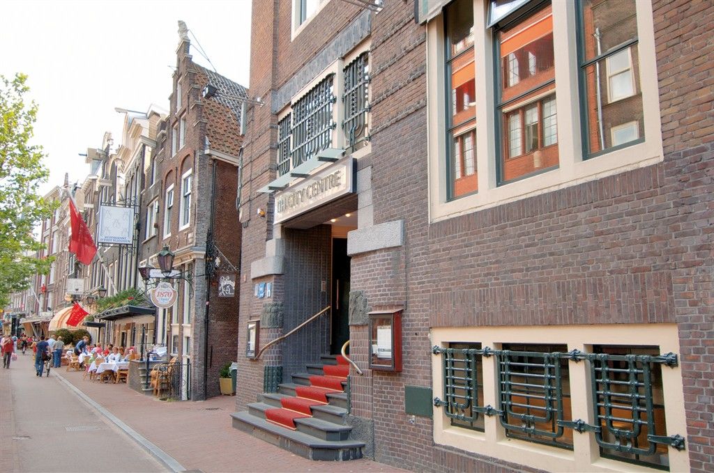 Nh Centre Hotel
