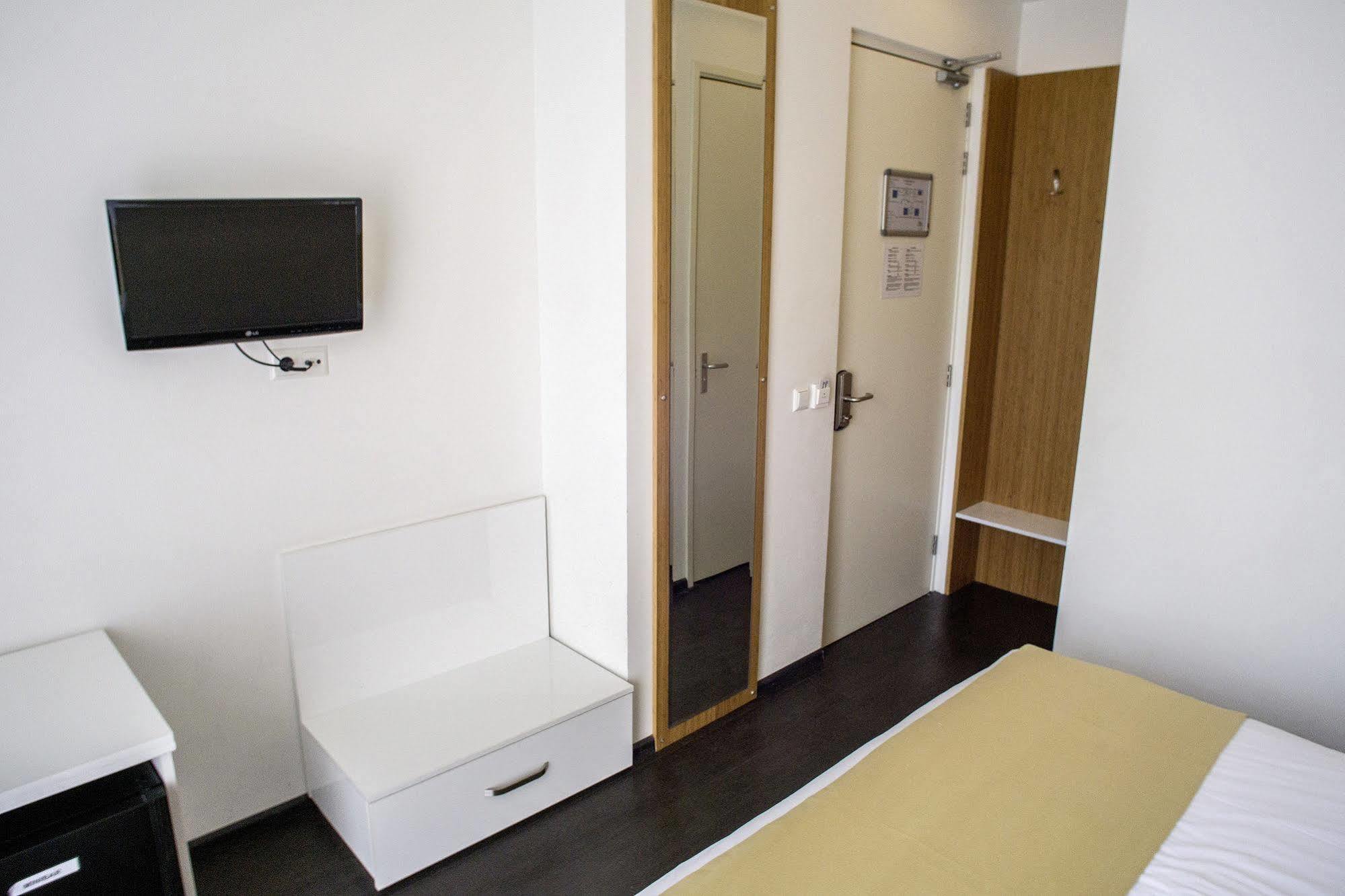 Larende Hotel 3*