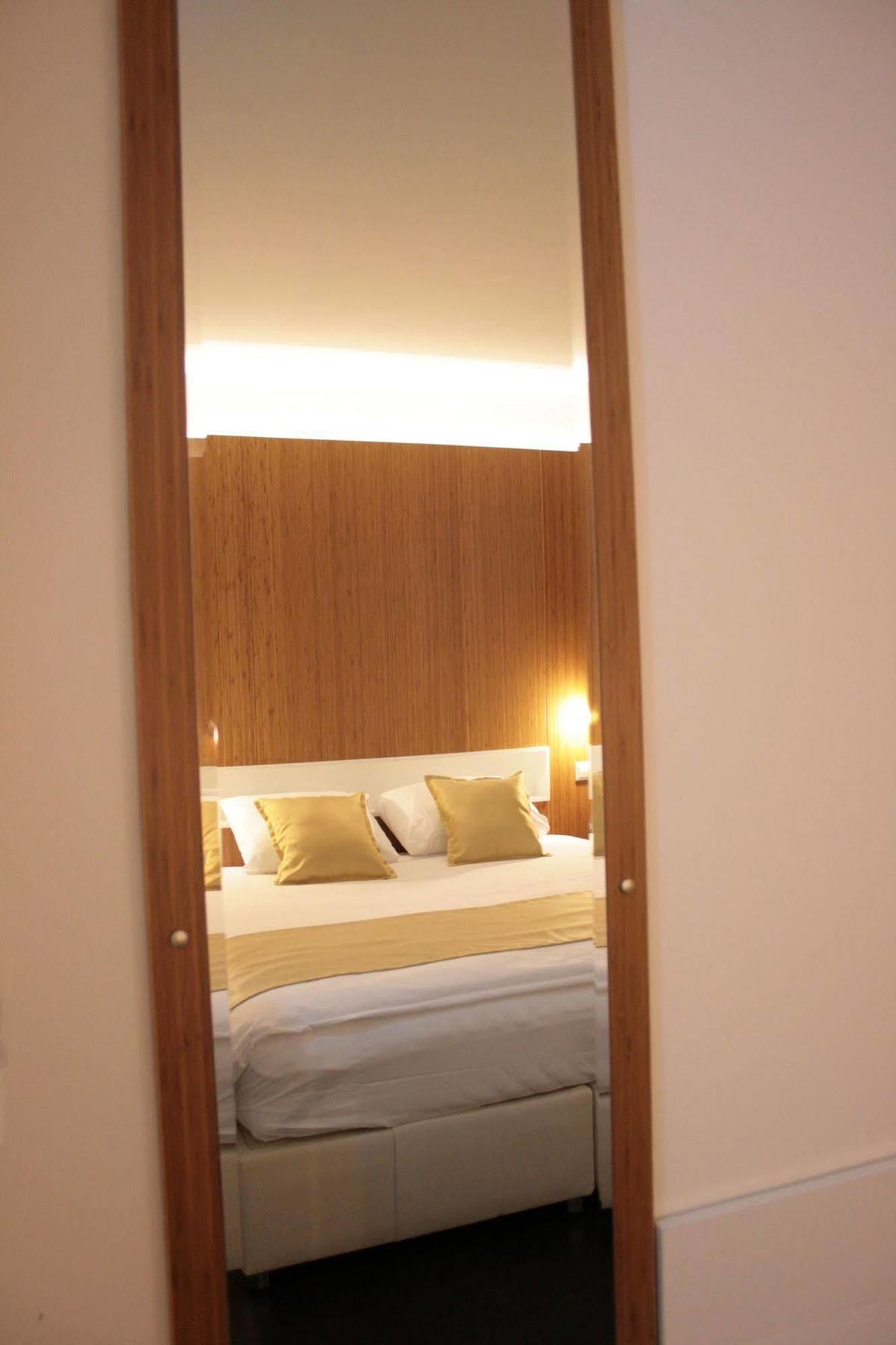 Hotel Larende 3*
