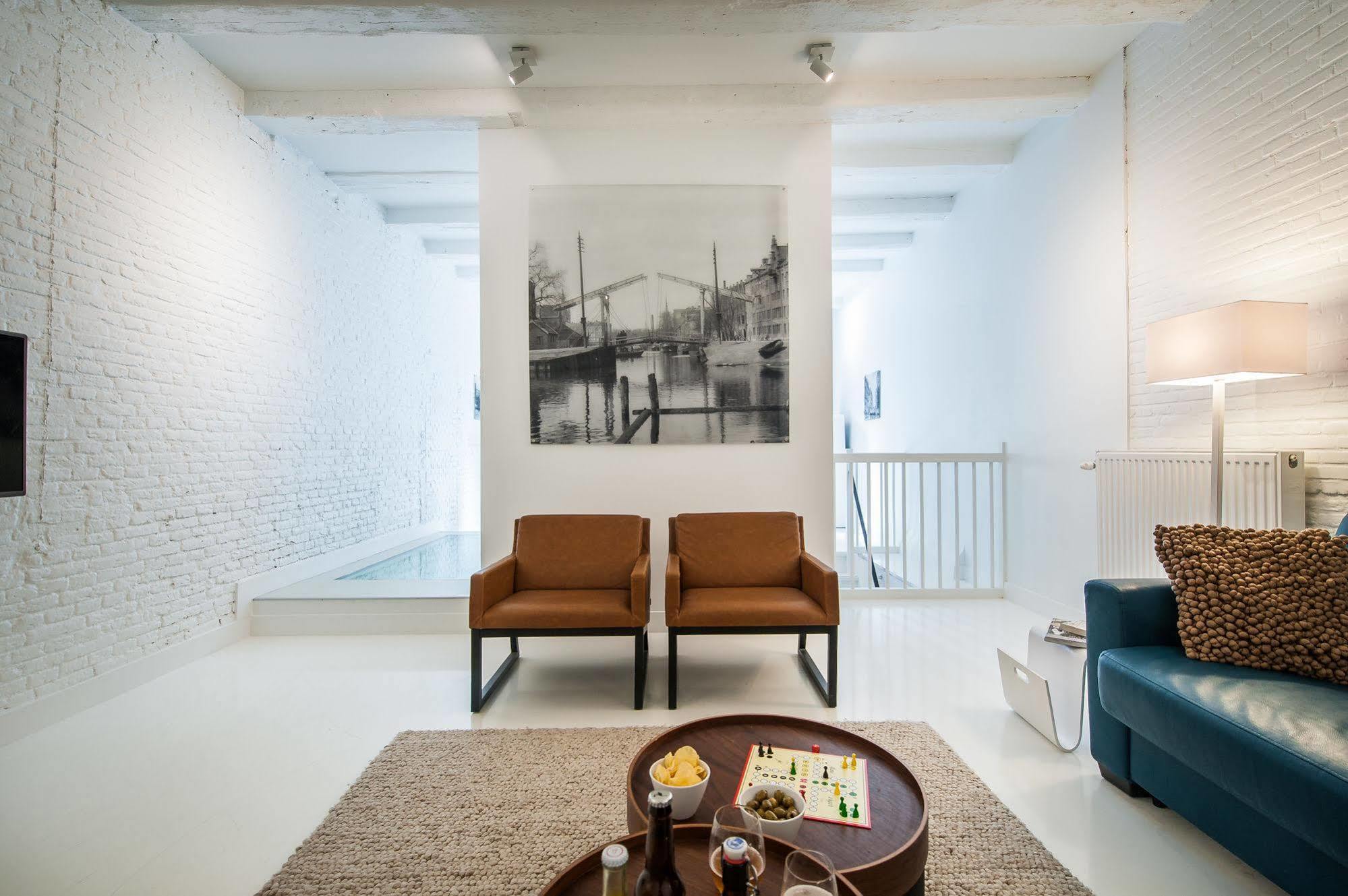 Yays Salthouse Canal By Numa Amsterdam