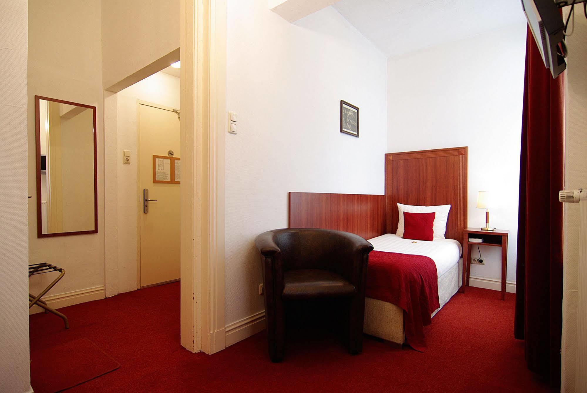 Parklane 4* Amsterdam