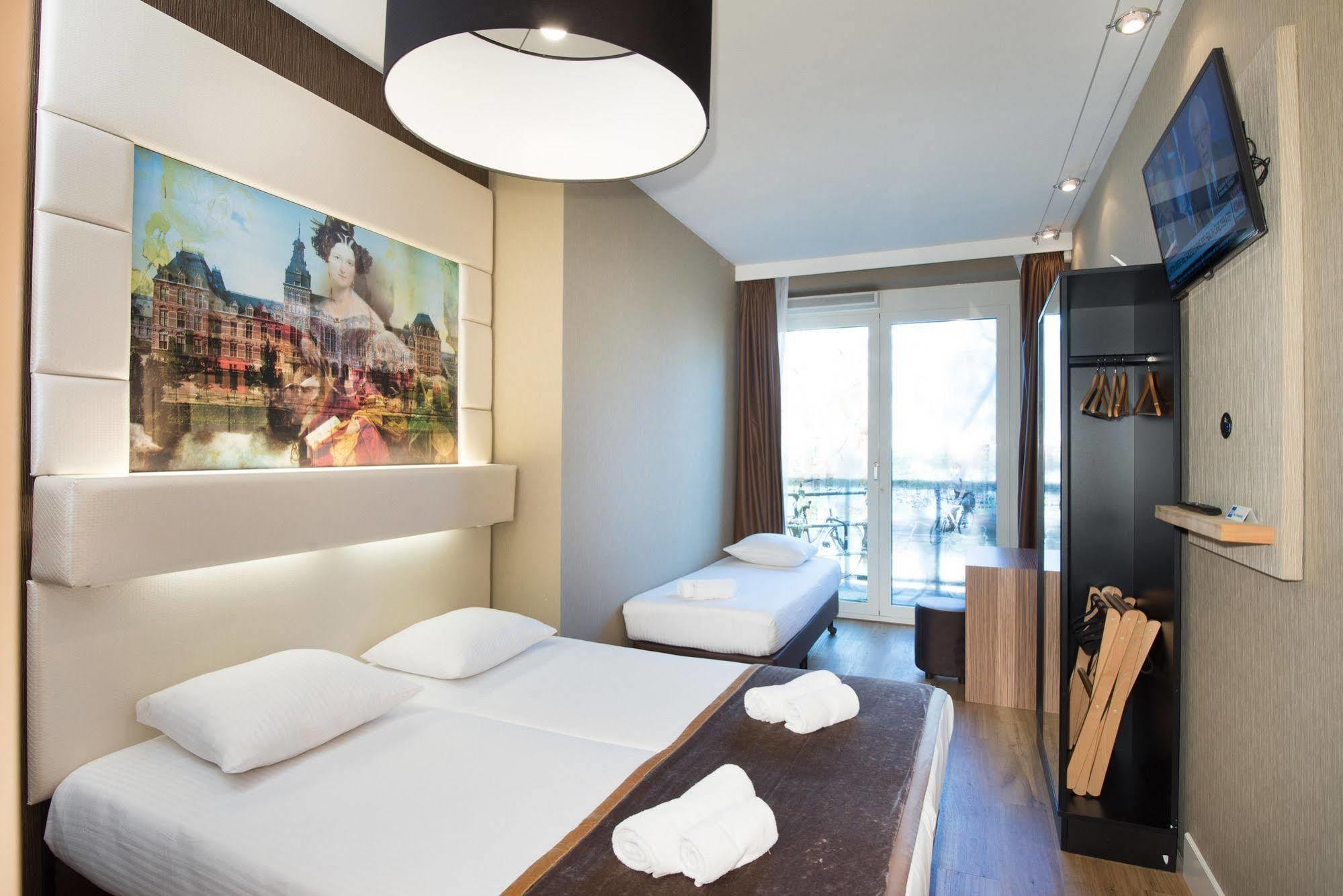 Mosaic Centre Hotel