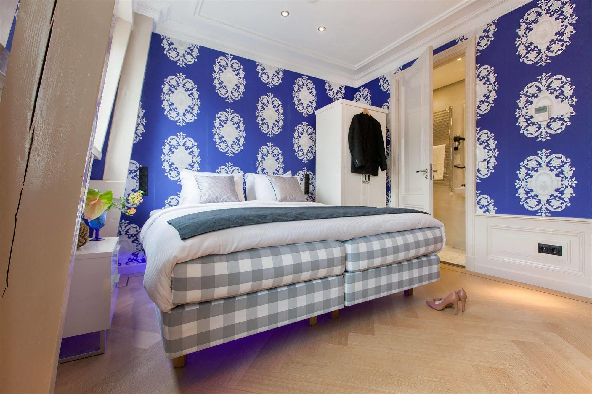 Hotel Canal 4*
