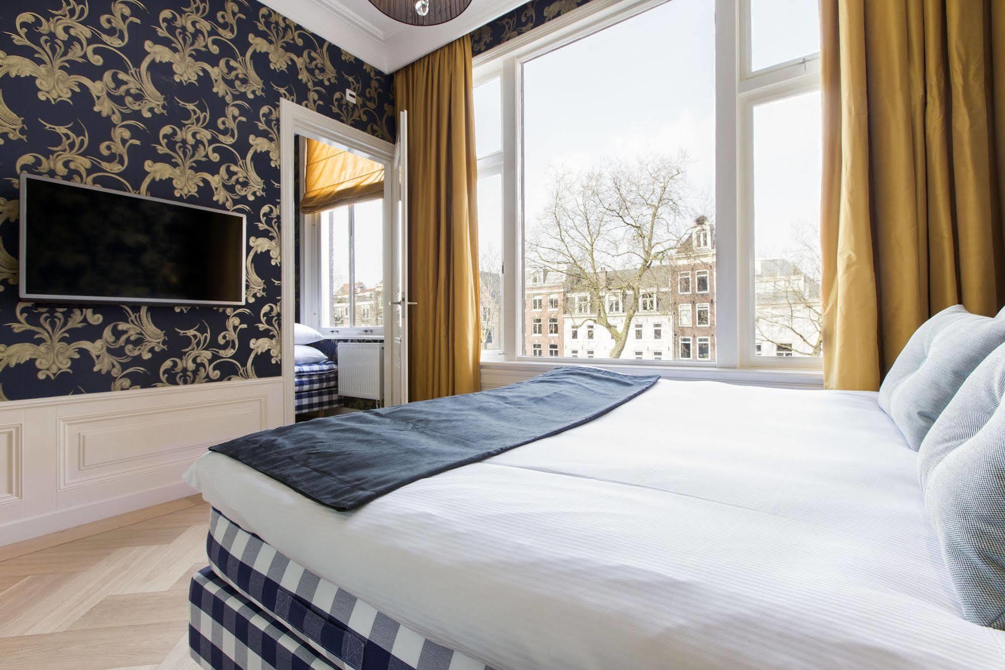Hotel Canal 4*