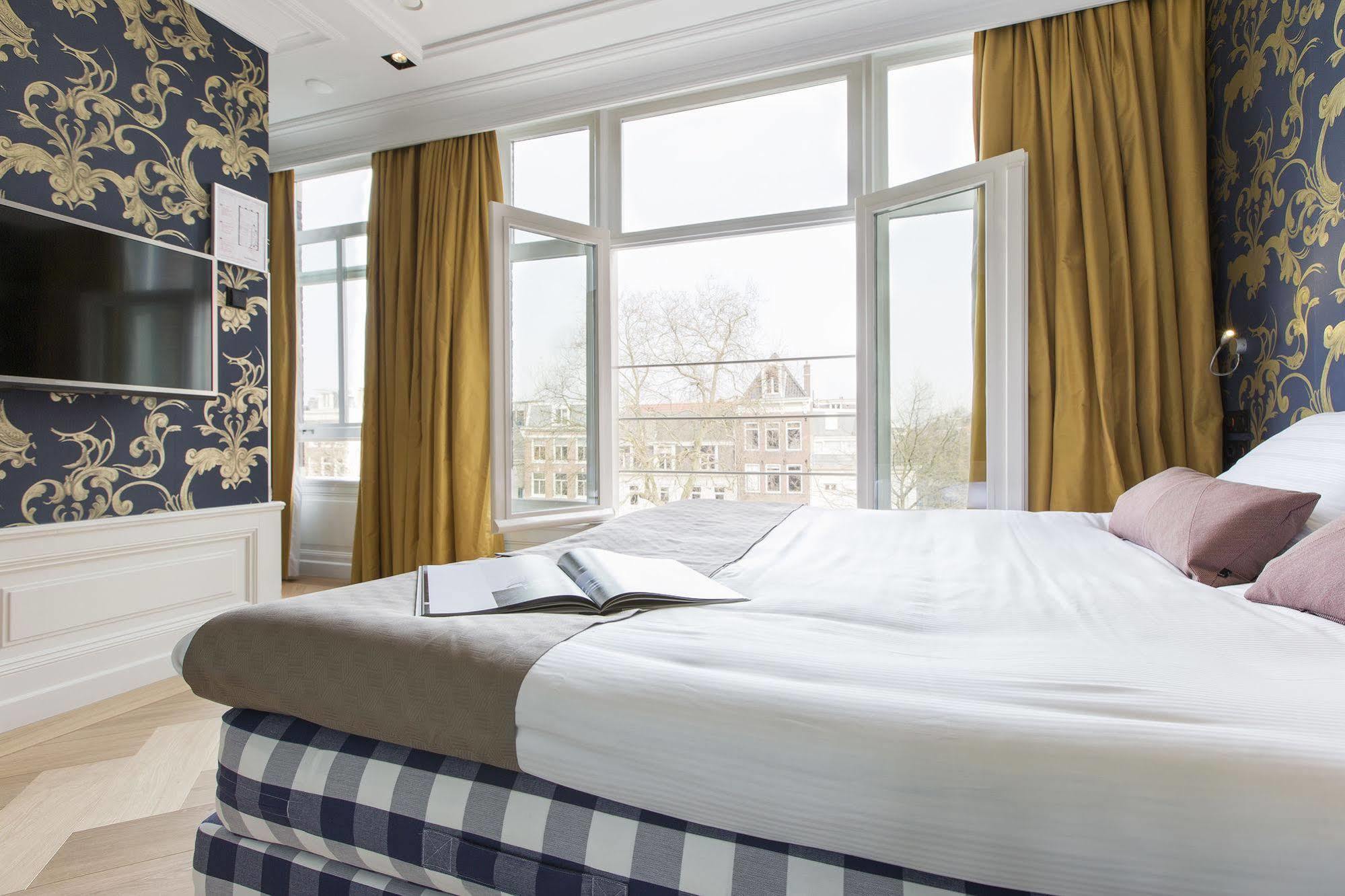 Canal Hotel
