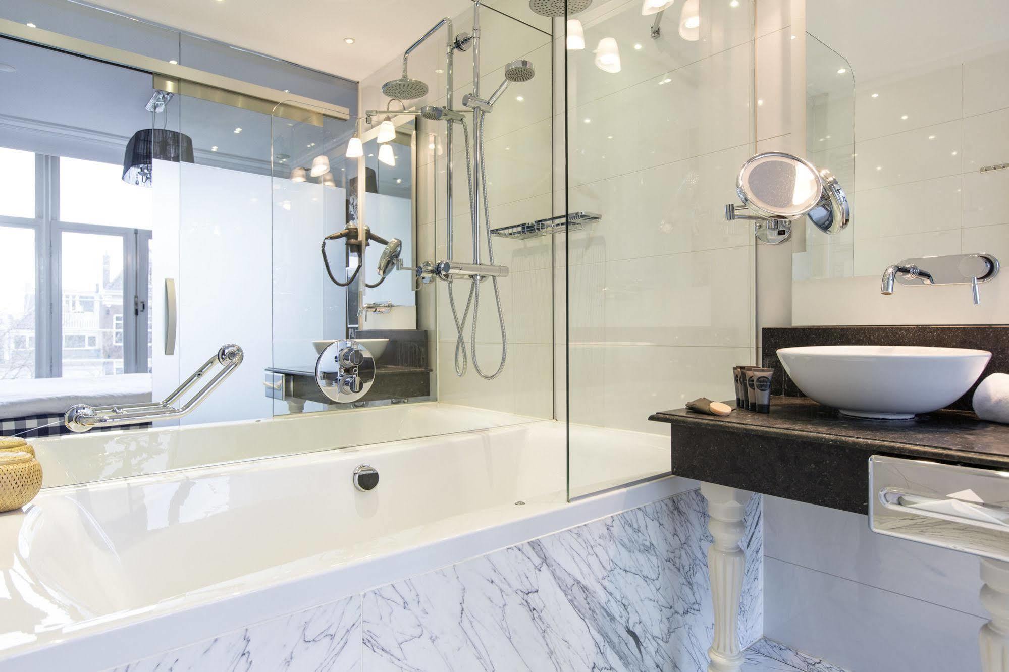 Hotel Canal 4*