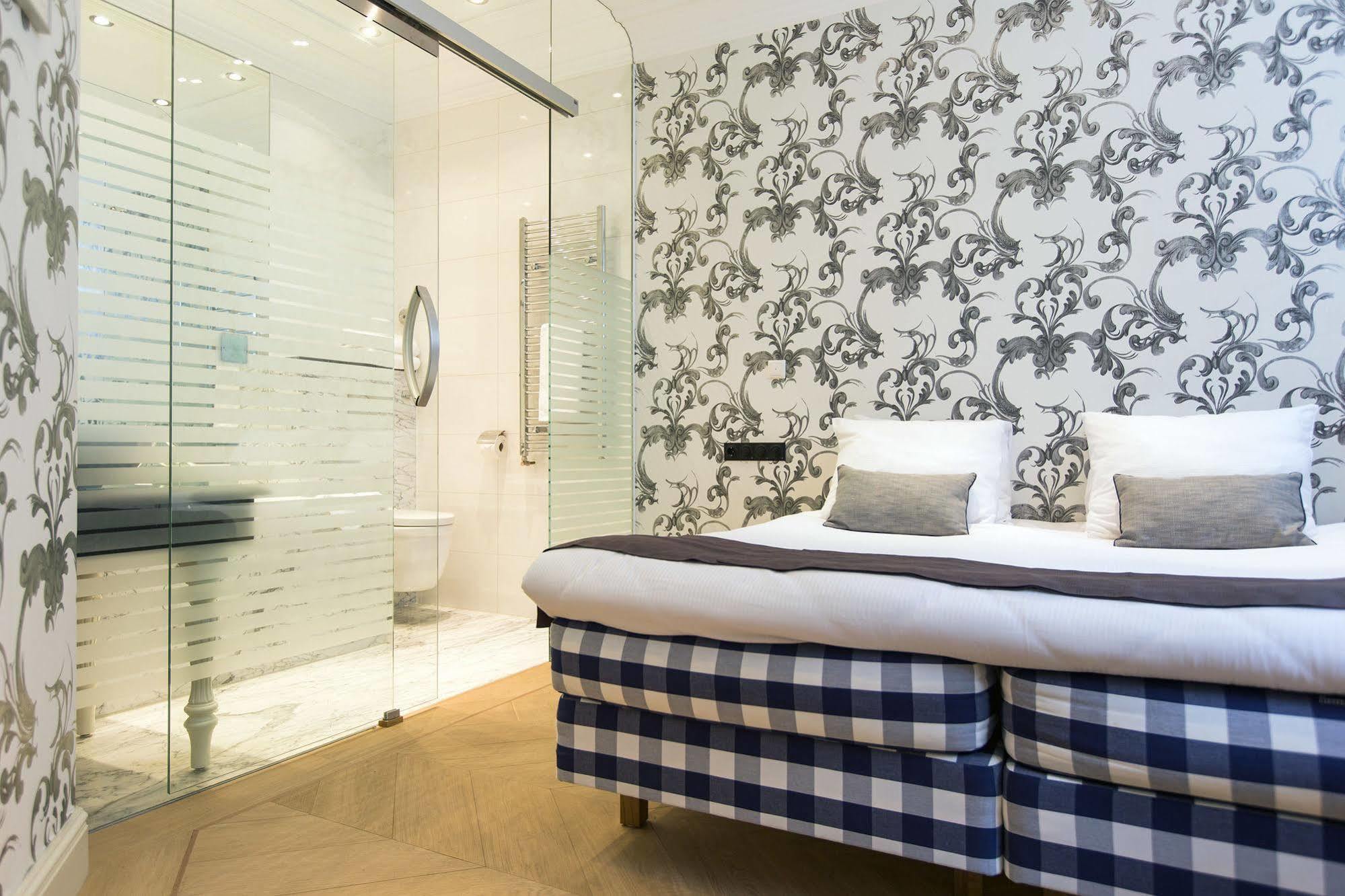Hotel Canal 4*