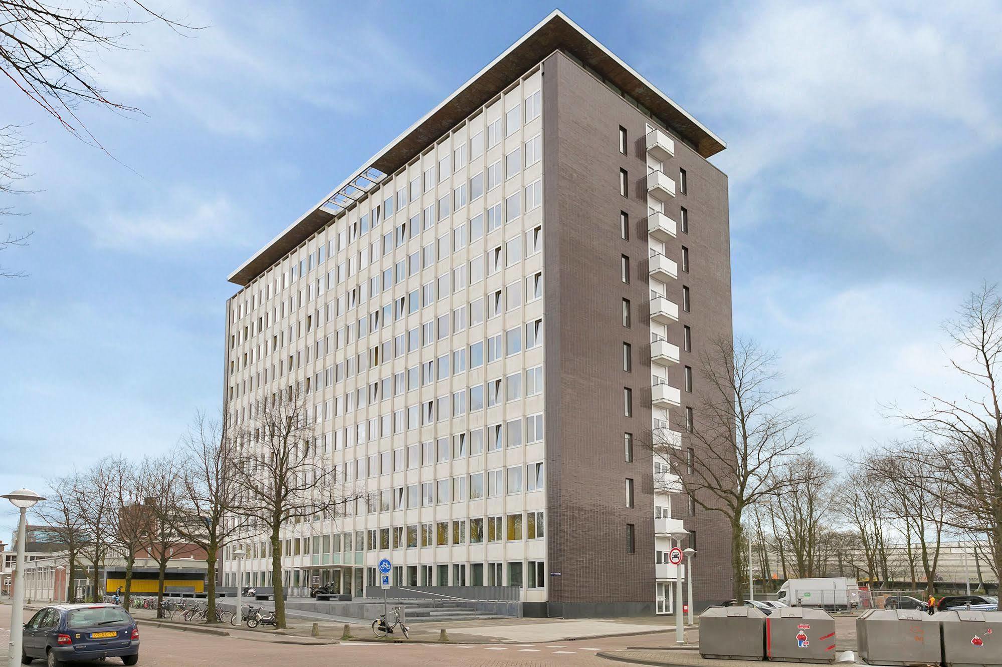 Dutchies Hostel Amsterdam