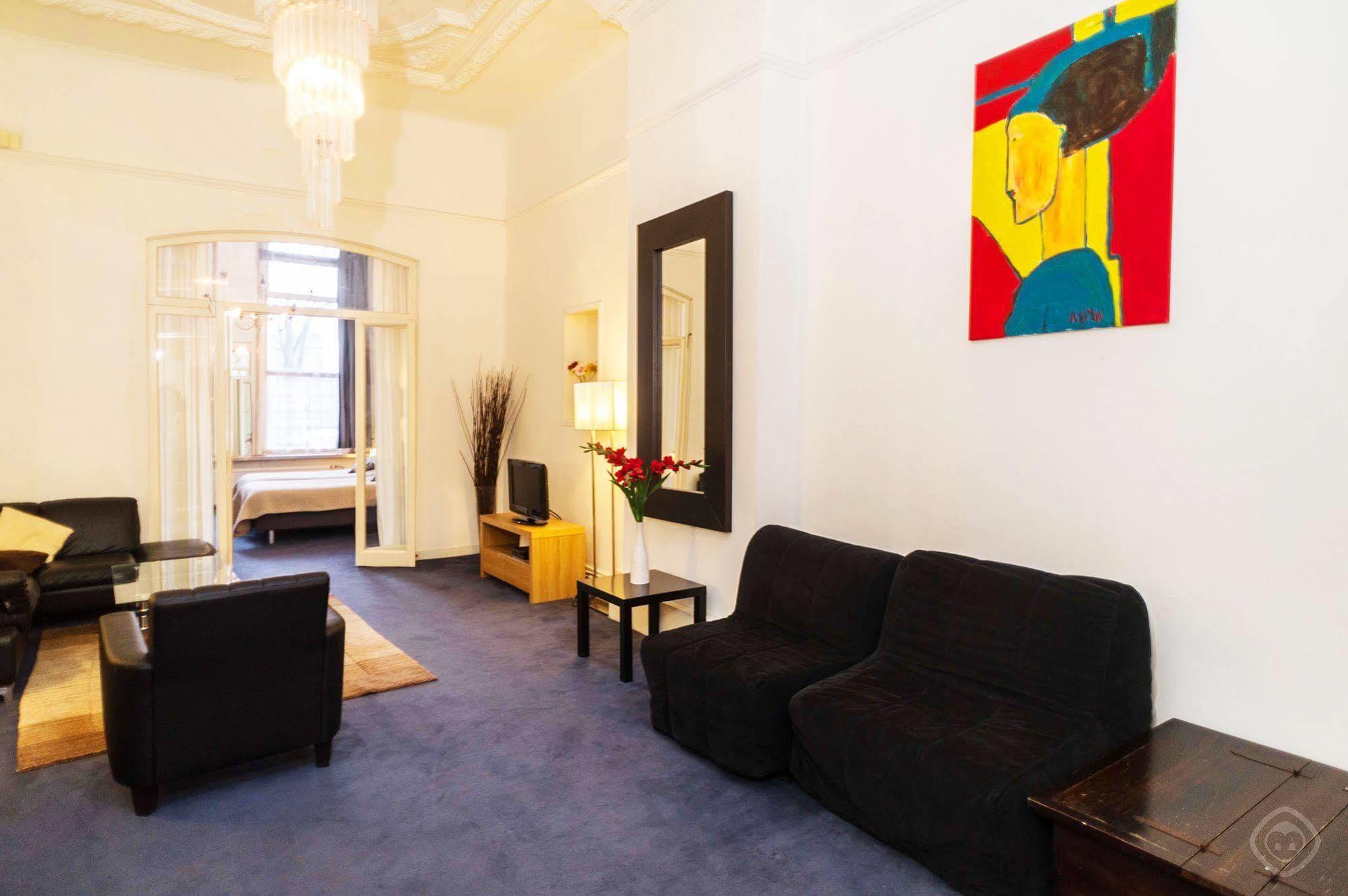 Prins Hendrik Hotel