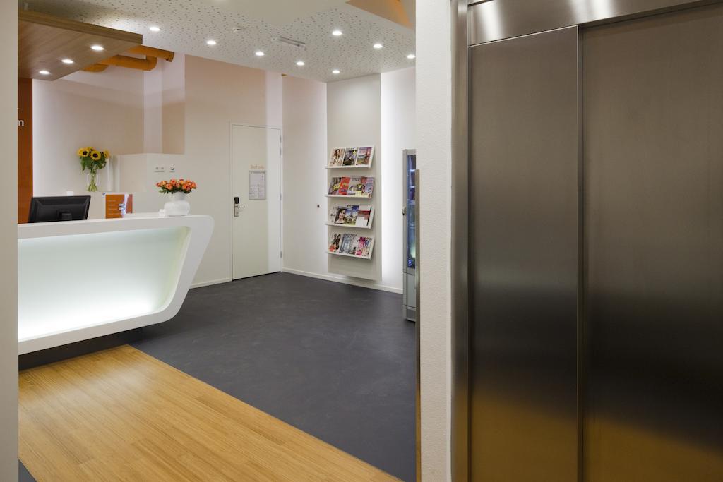 Easyhotel City Centre South Hotel