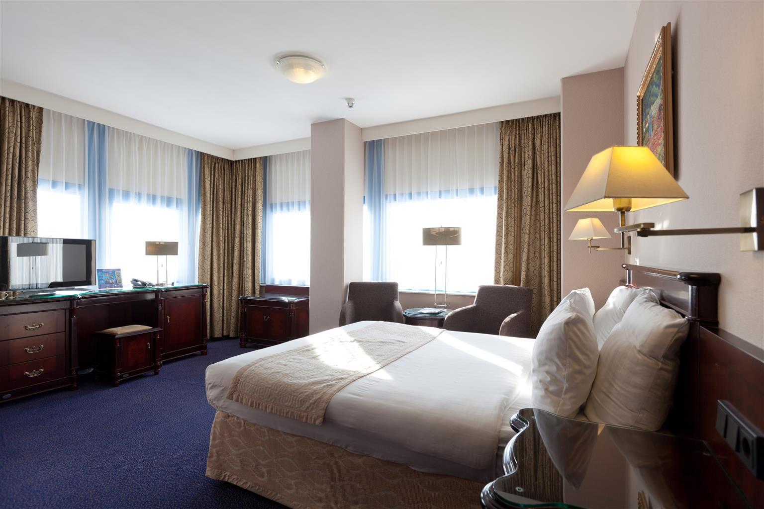 Xo Blue Square Hotel 3*