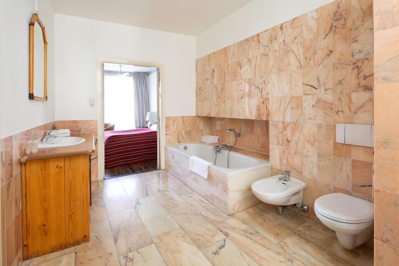House Hotel 3*