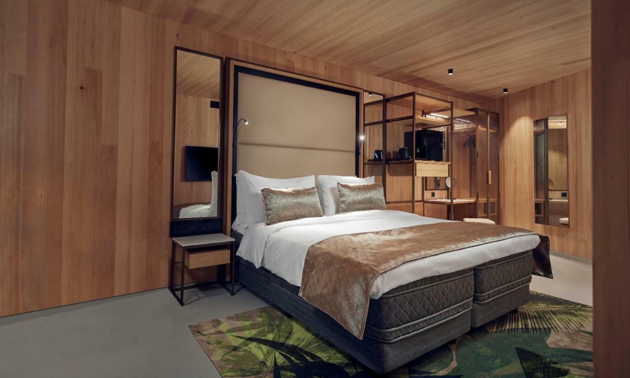 Jakarta Hotel 4*