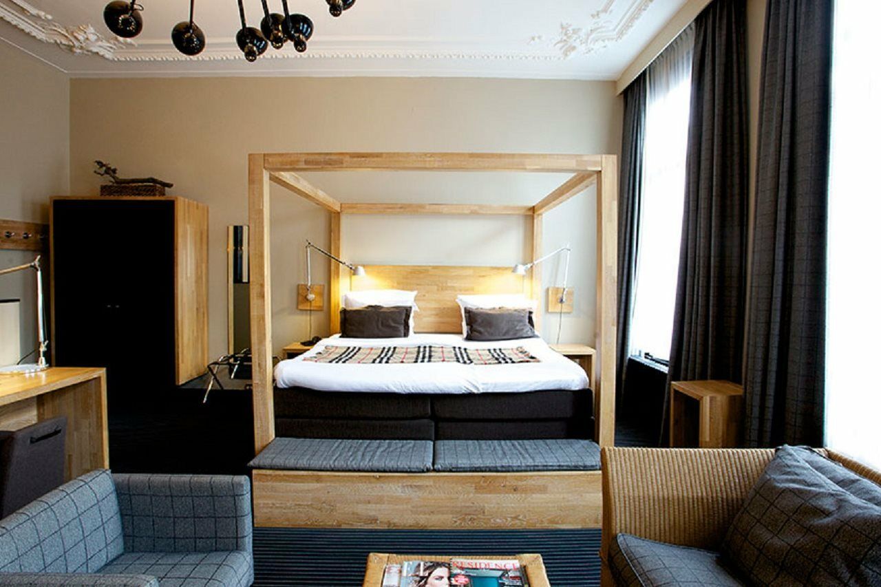 Catalonia Vondel 4*