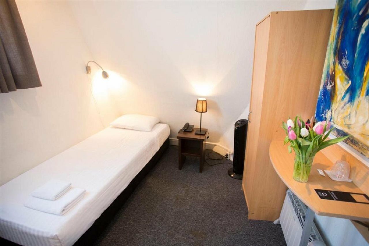 Quentin England Hotel