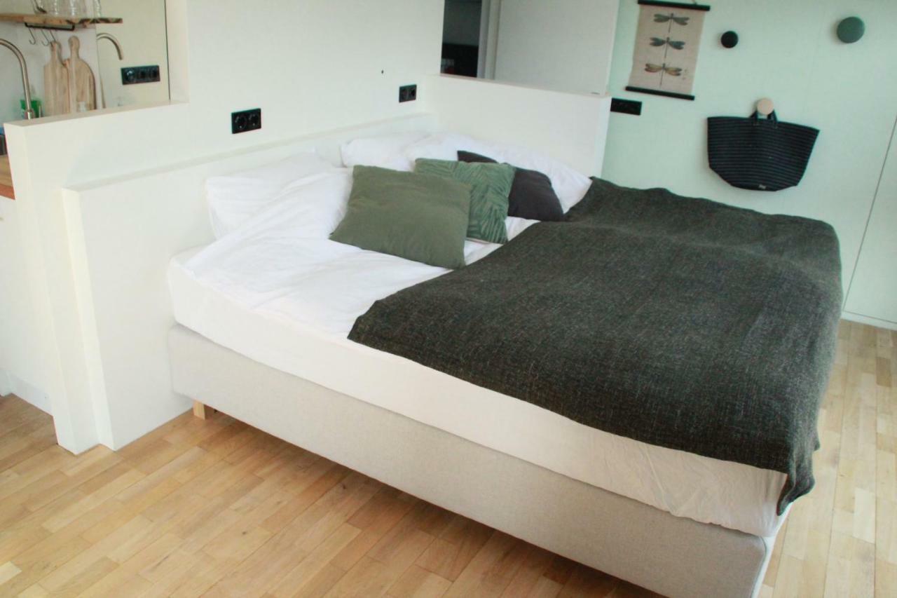 Houseboat Sooki Bed & Breakfast Amsterdam