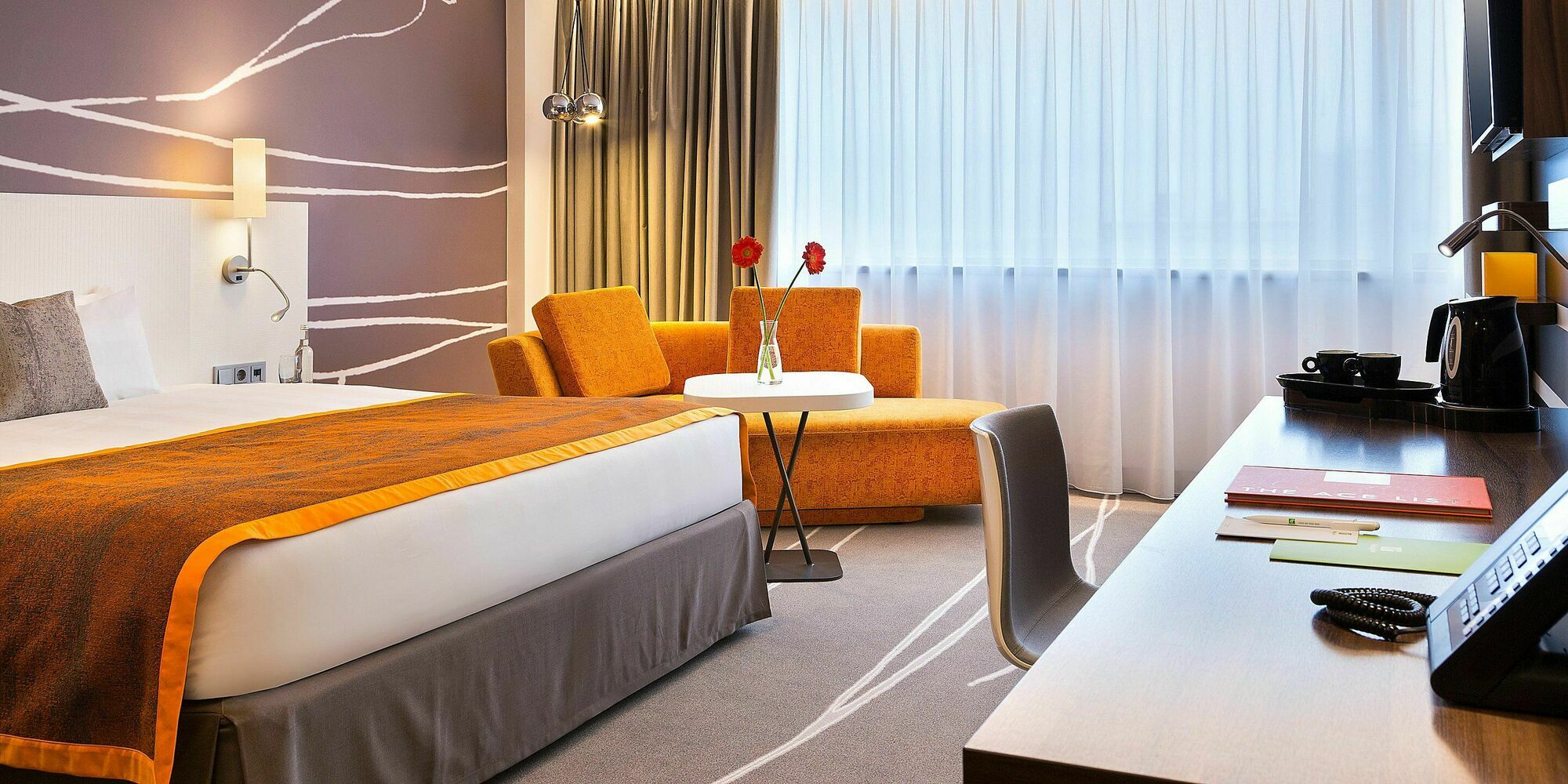 Hotel Holiday