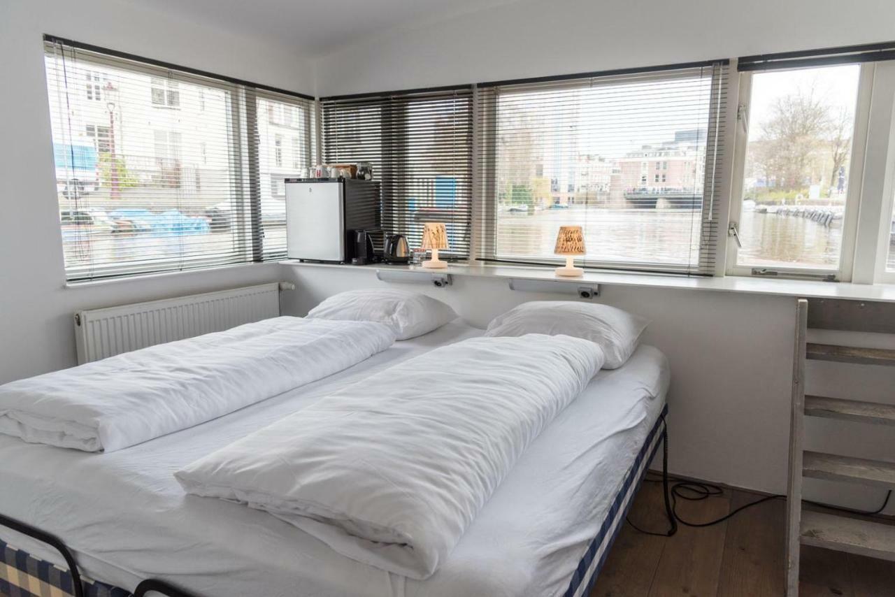 Houseboat Little Amstel Botel Amsterdam