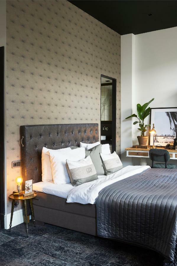 Hotel Piet Hein 3*
