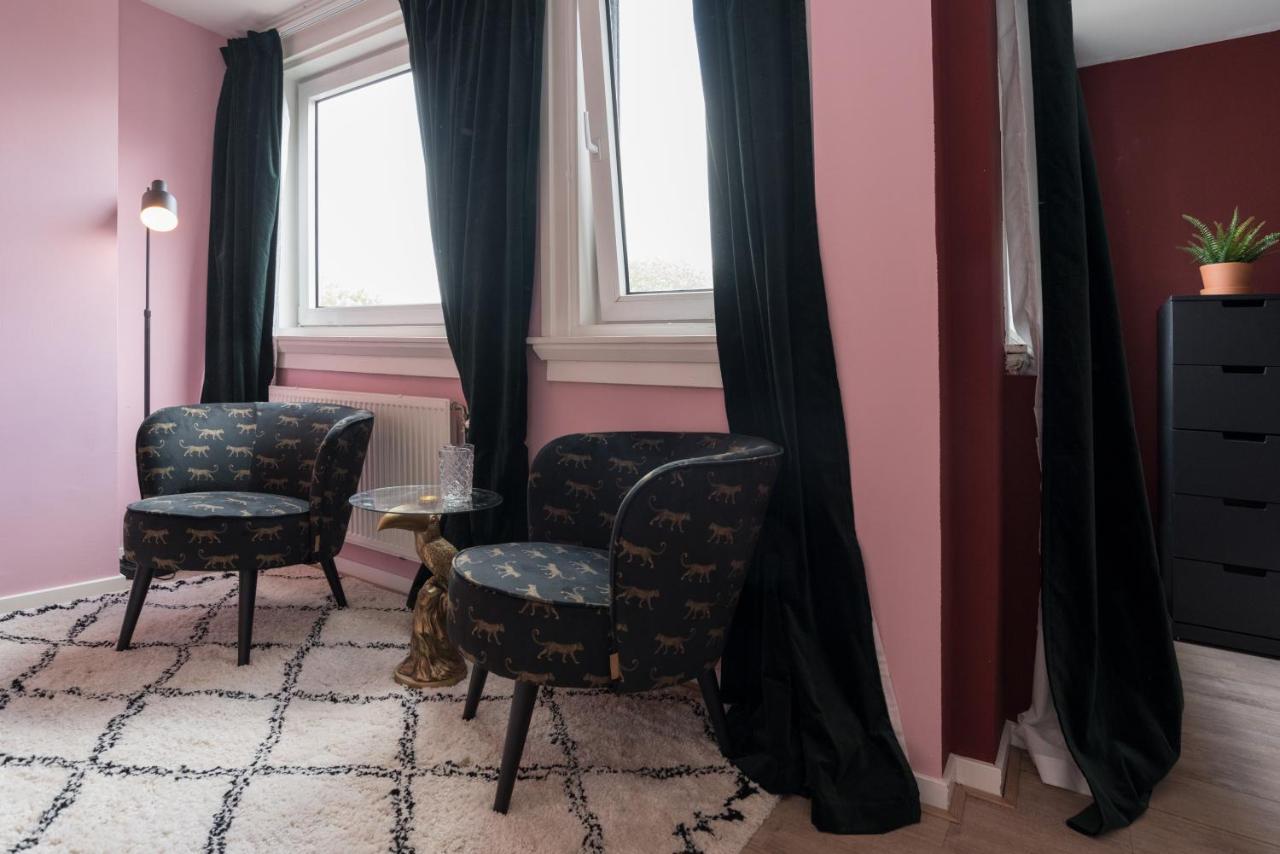 Pink Panther Studio Homestay Amsterdam