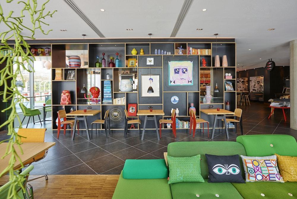 Hotel Citizenm Amstel 4*