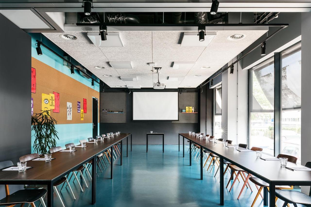 The Social Hub West 4 Star 4* Amsterdam