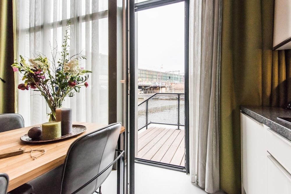 Yays East By Numa Aparthotel