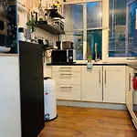 2-Room Flat Near Arena N Ziggo Dome, Perfect For 2 Couples