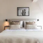 Empire suites garden view