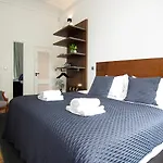 Stuart Luxury Rooms