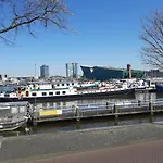 Botel Elodie