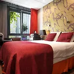 Hotel Sebastians