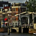 City Centre Vip Apartments