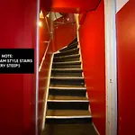Hostel Utopia