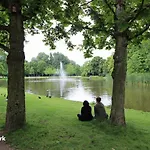 Romantic Ground Floor Suite In Pijp Near Sarphatipark
