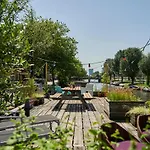 The Amsterdam Houseboat Family - de Pijp