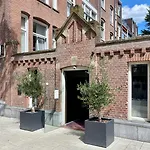 Hotel Van Gogh