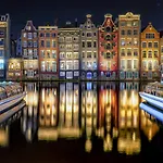 Unique Hotelboat Botel Lena Maria