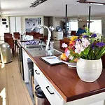 Unique Hotelboat Botel Lena Maria