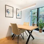 Luxurious Studio Only 15 Minutes From City Center