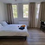 Tolstraat 75 - Senior Care Guesthouse