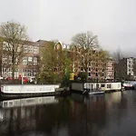 Central & Quiet Canal Apartment