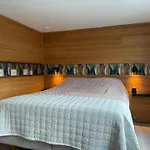 Luxury Studio On Robs Houseboat Special For Couples
