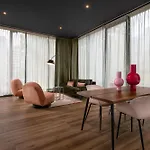 Hotel2Stay