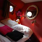 Hotelboot Zwaan