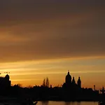Hotelboot Zwaan