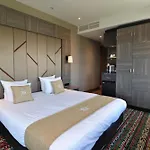 Xo Hotels Couture