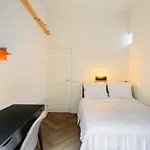 Stylish Apartment Next To The Amstel River - Unit A