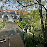 Beautiful Apartment In The Heart Of Amsterdam!